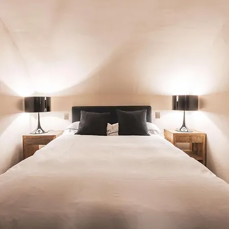 Maison Du Portail Neuf A Tropez Apartmán